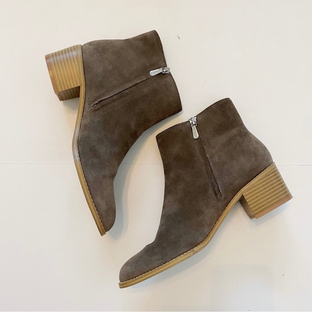 Clark’s somerset ankle boots size 9.5